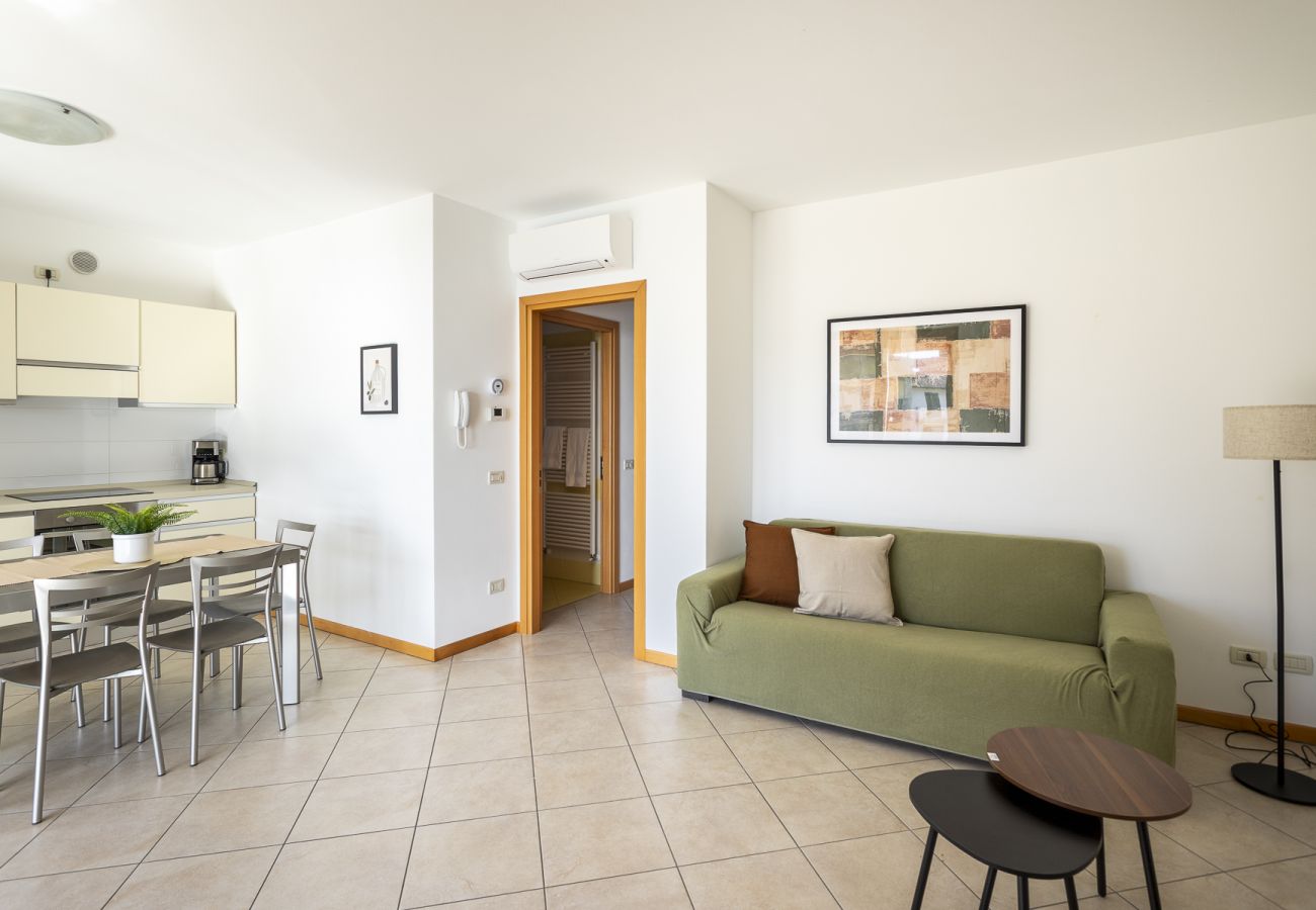 Ferienwohnung in Toscolano-Maderno - 8 Garden Vistalago, mit zwei Schalfzimmern