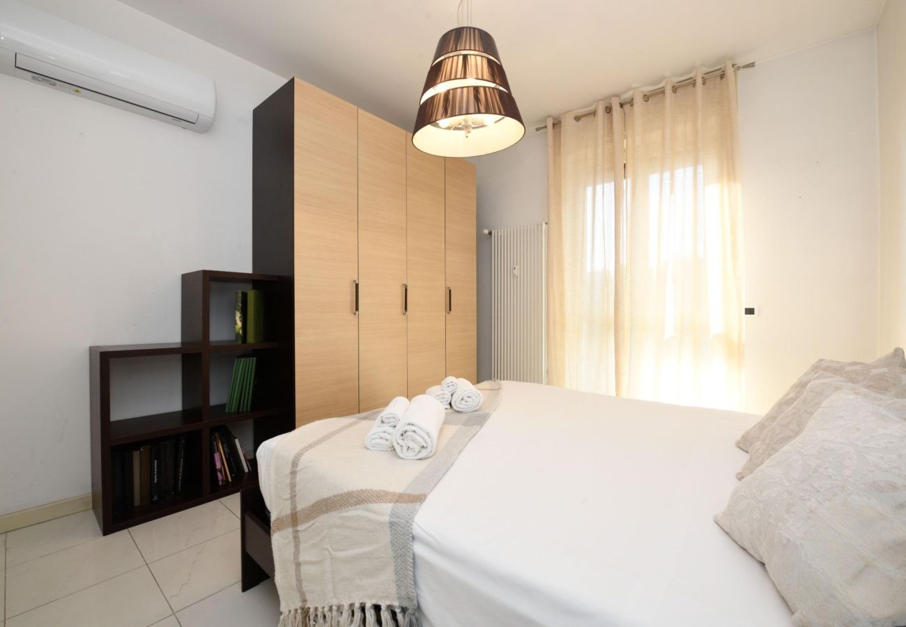 Ferienwohnung in Desenzano del Garda -  DesenzanoLoft Ciao Lago