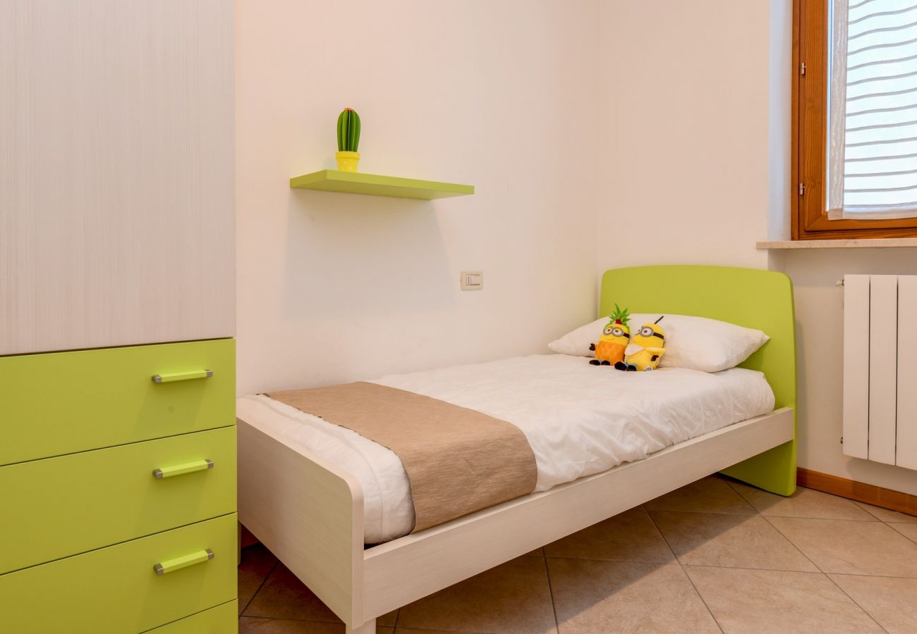 Ferienwohnung in Toscolano-Maderno - 7 Sunshine: mit Seeblick uns Pool