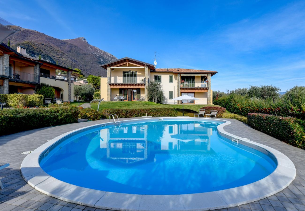 Ferienwohnung in Toscolano-Maderno - 7 Sunshine: mit Seeblick uns Pool