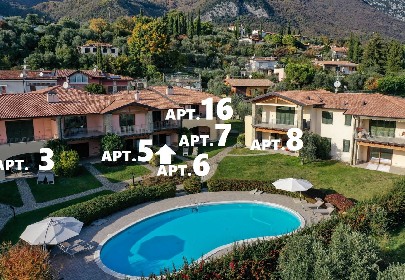 Ferienwohnung in Toscolano-Maderno - 7 Sunshine: mit Seeblick uns Pool