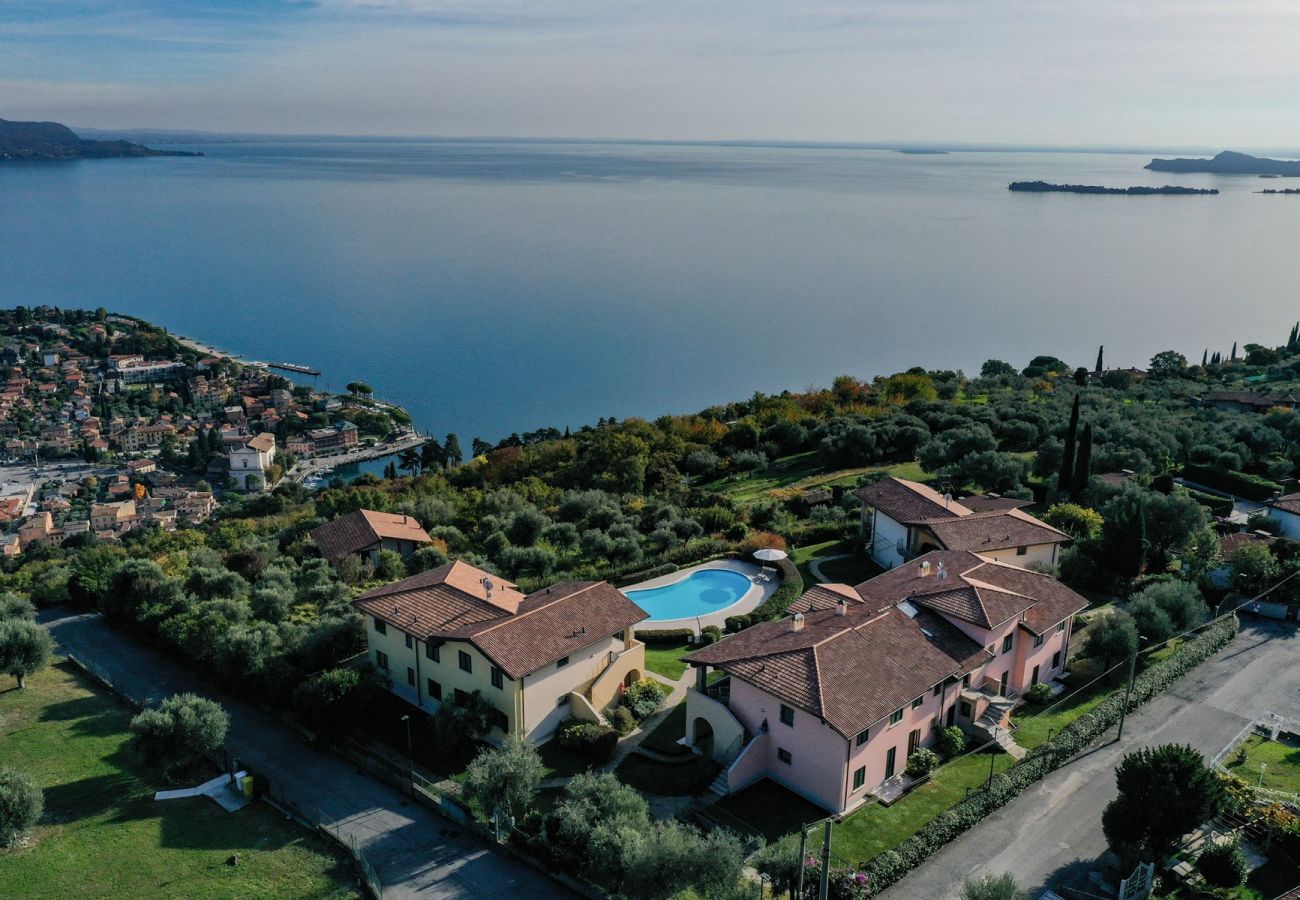 Ferienwohnung in Toscolano-Maderno - 7 Sunshine: mit Seeblick uns Pool