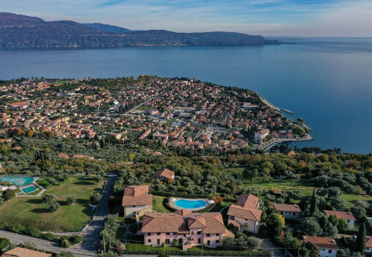 Ferienwohnung in Toscolano-Maderno - 7 Sunshine: mit Seeblick uns Pool