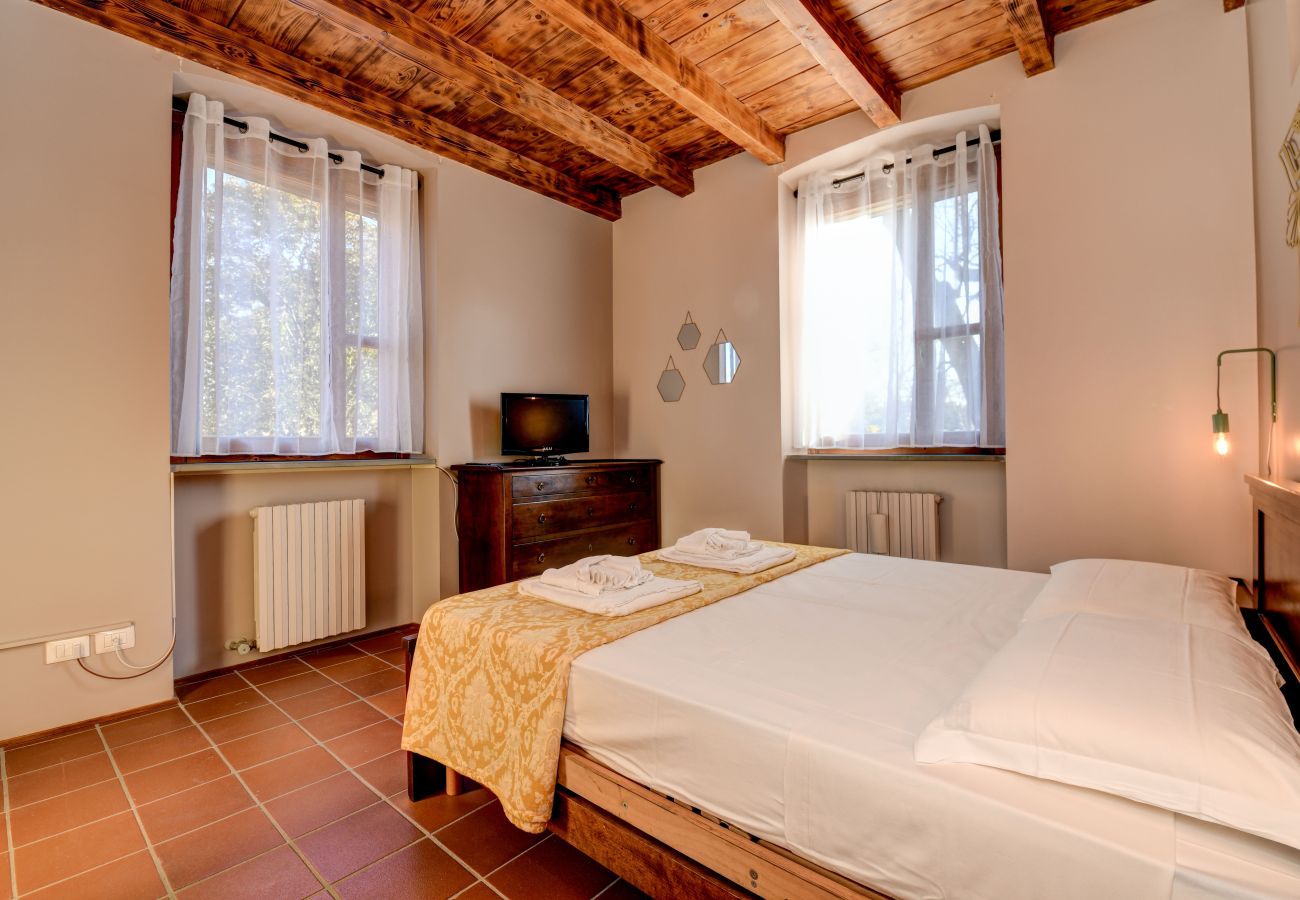 Ferienwohnung in Desenzano del Garda - Desenzanoloft Swarovski & Pool