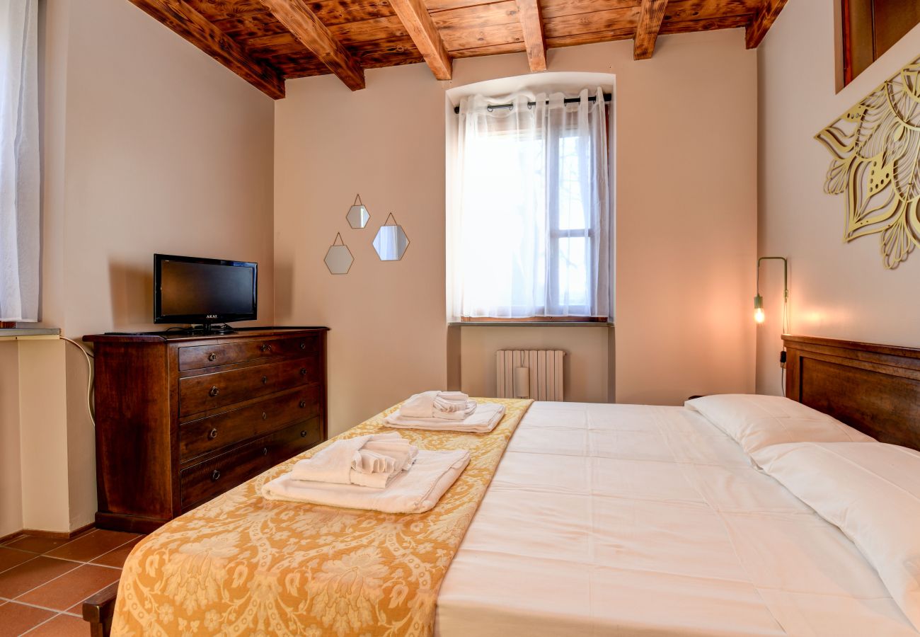 Ferienwohnung in Desenzano del Garda - Desenzanoloft Swarovski & Pool