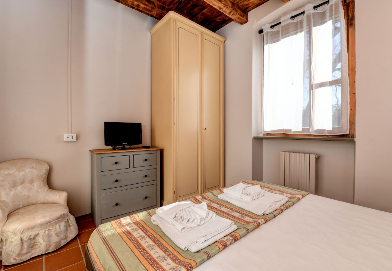 Ferienwohnung in Desenzano del Garda - Desenzanoloft Swarovski & Pool