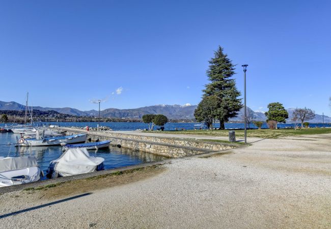 Ferienwohnung in Manerba del Garda - Lakefront Belvedere, direkt am Strand