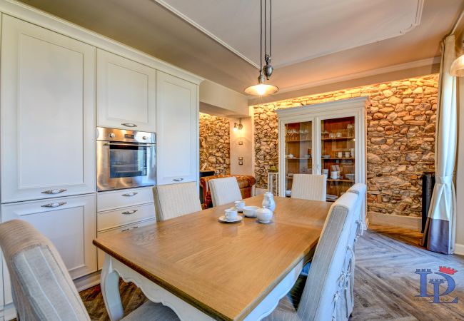 Ferienwohnung in Desenzano del Garda - DesenzanoLoft : La Vite Luxury Appartment 1 (CIR 017067 CNI 00319)