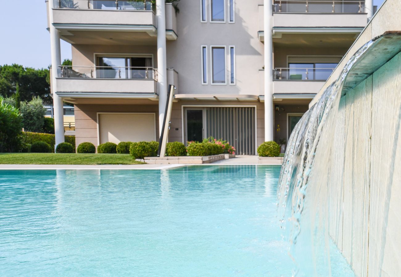 Ferienwohnung in Desenzano del Garda - Desenzanoloft Oscar Luxury Suite