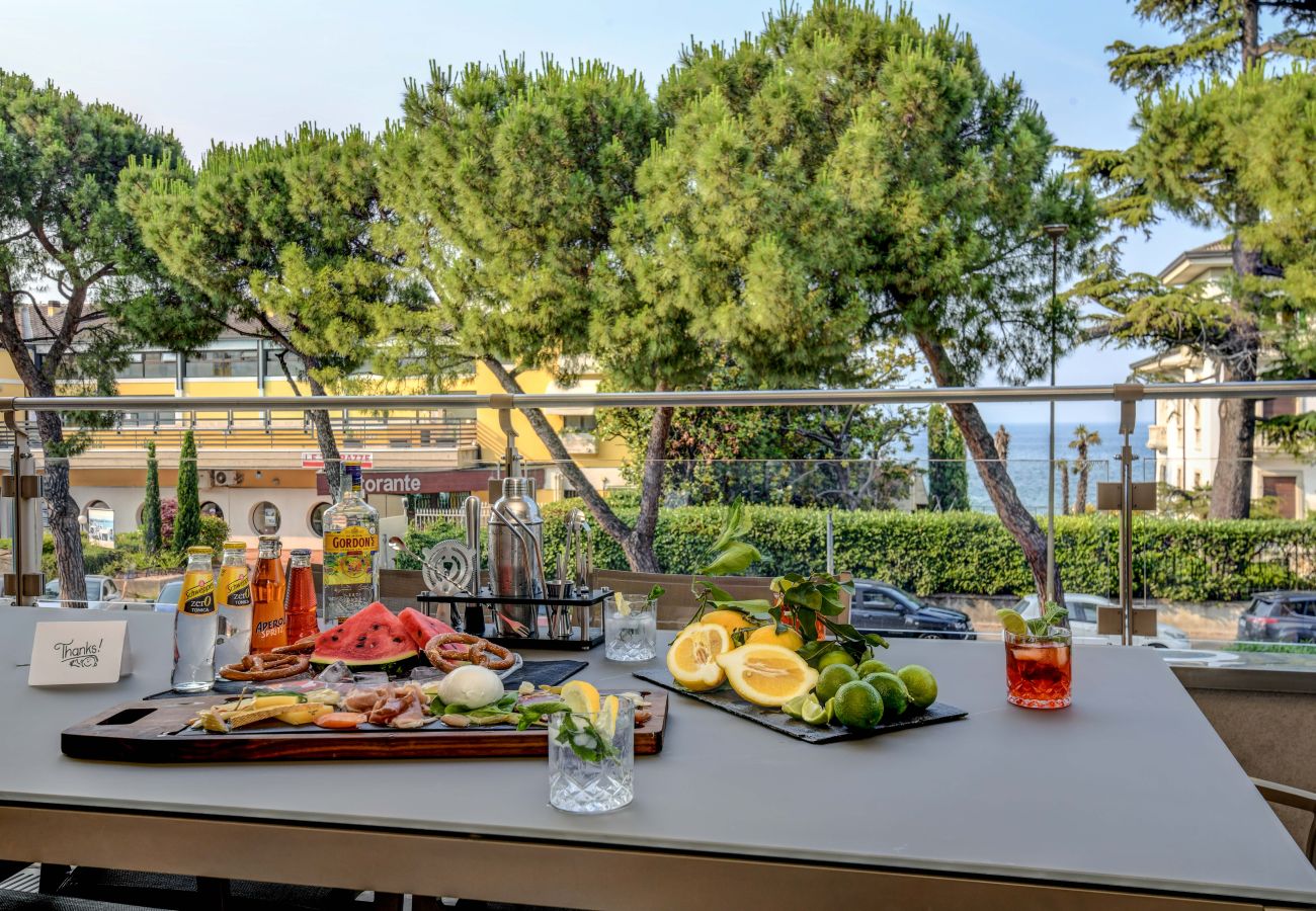 Ferienwohnung in Desenzano del Garda - Desenzanoloft Oscar Luxury Suite