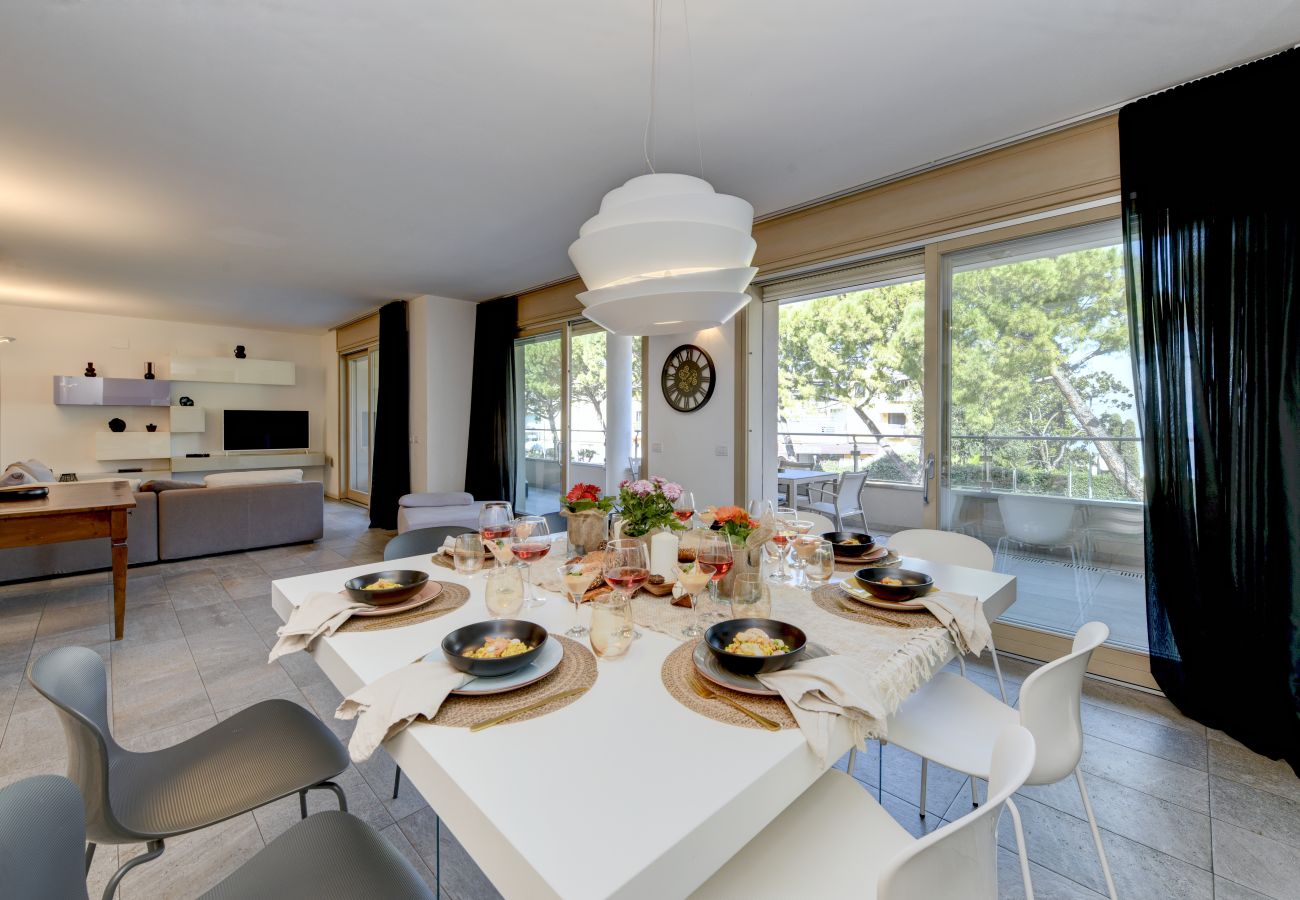 Ferienwohnung in Desenzano del Garda - Desenzanoloft Oscar Luxury Suite