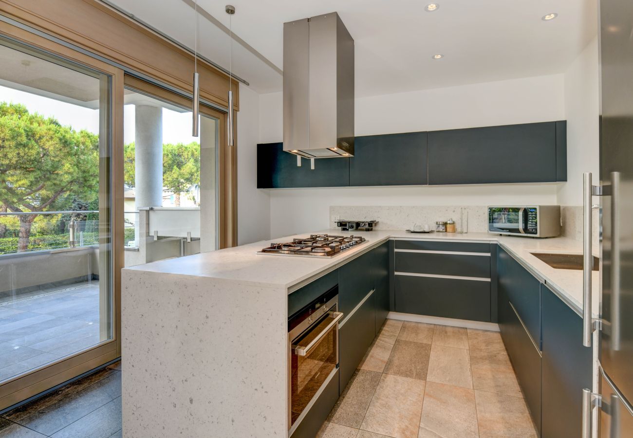 Ferienwohnung in Desenzano del Garda - Desenzanoloft Oscar Luxury Suite