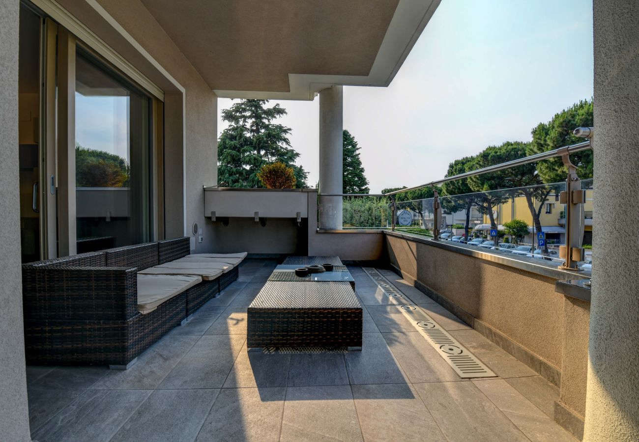 Ferienwohnung in Desenzano del Garda - Desenzanoloft Oscar Luxury Suite