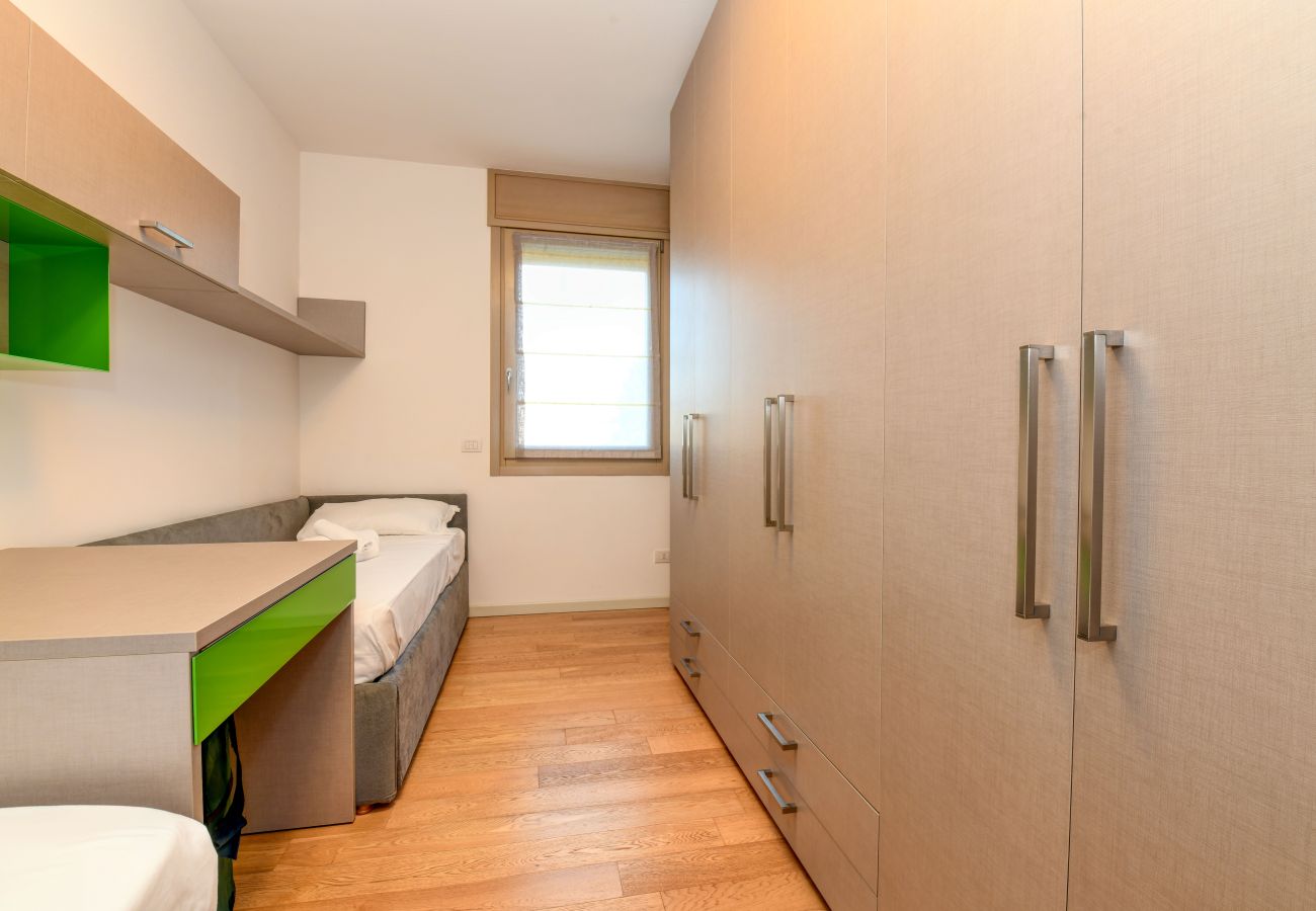 Ferienwohnung in Desenzano del Garda - Desenzanoloft Oscar Luxury Suite