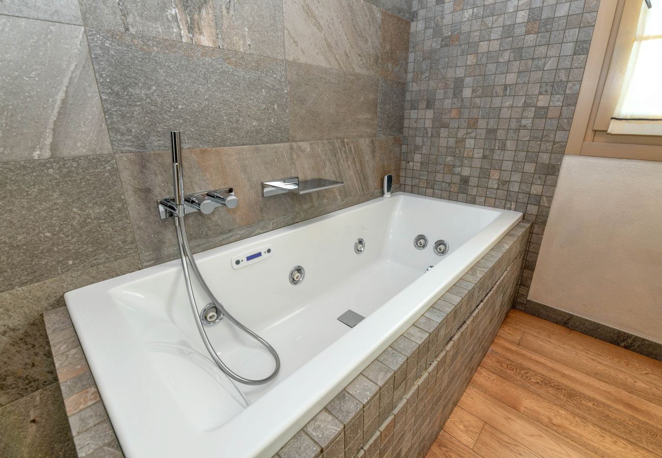 Ferienwohnung in Desenzano del Garda - Desenzanoloft Oscar Luxury Suite
