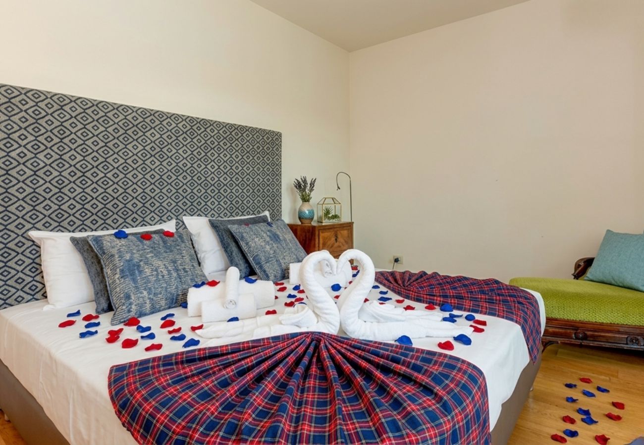 Ferienwohnung in Desenzano del Garda - Desenzanoloft Oscar Luxury Suite