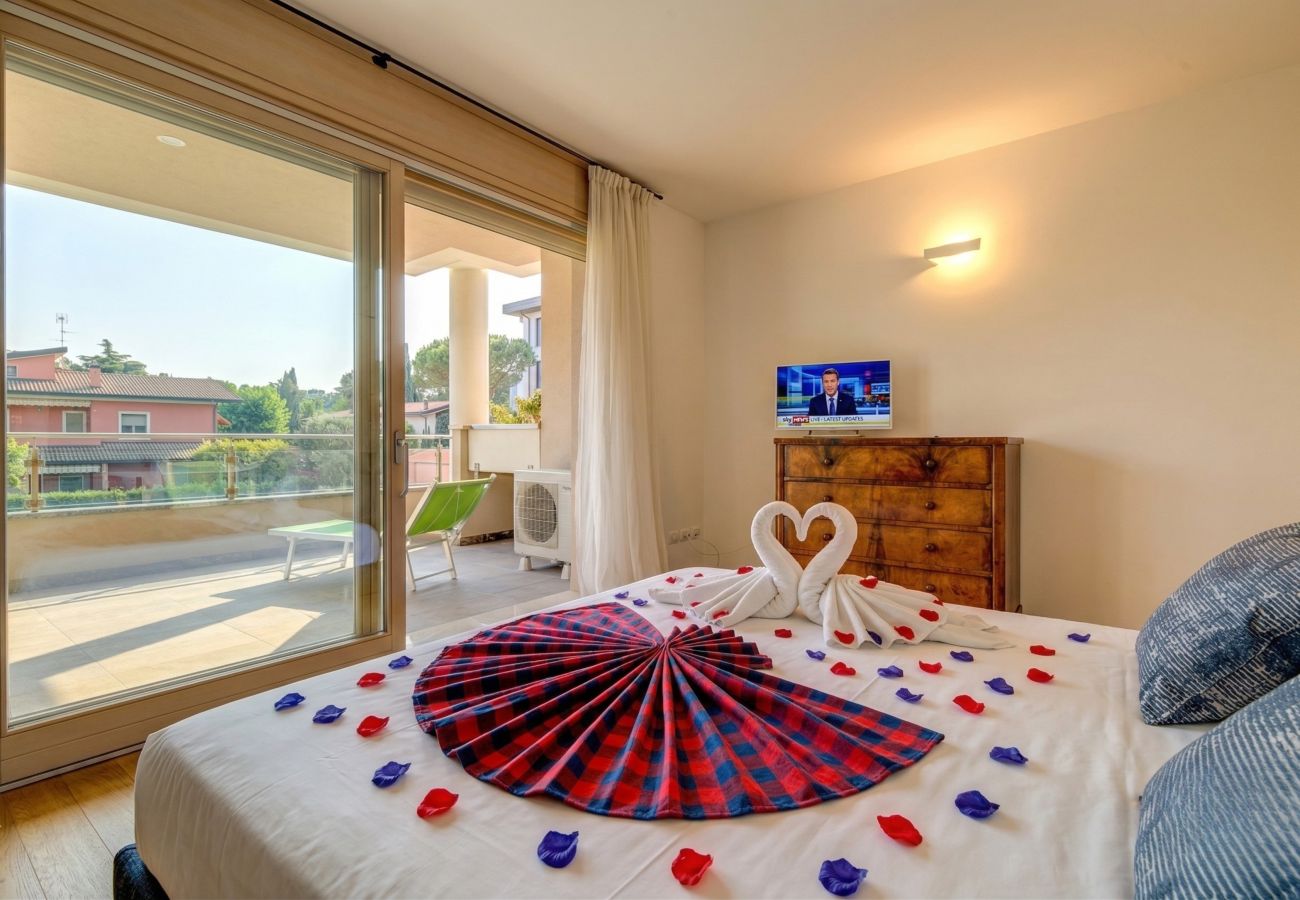 Ferienwohnung in Desenzano del Garda - Desenzanoloft Oscar Luxury Suite