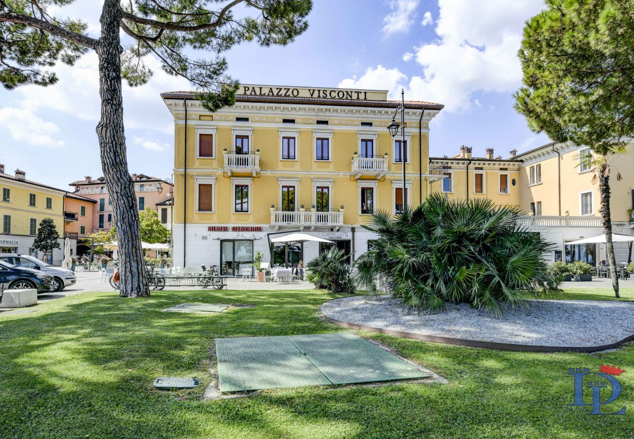 Ferienwohnung in Desenzano del Garda - DesenzanoLoft : palazzo Visconti 