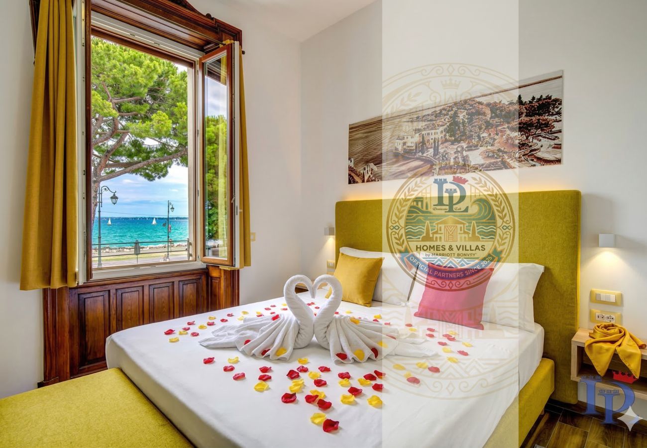 Ferienwohnung in Desenzano del Garda - Desenzanoloft Palazzo Visconti-Collo Lungo Giallo