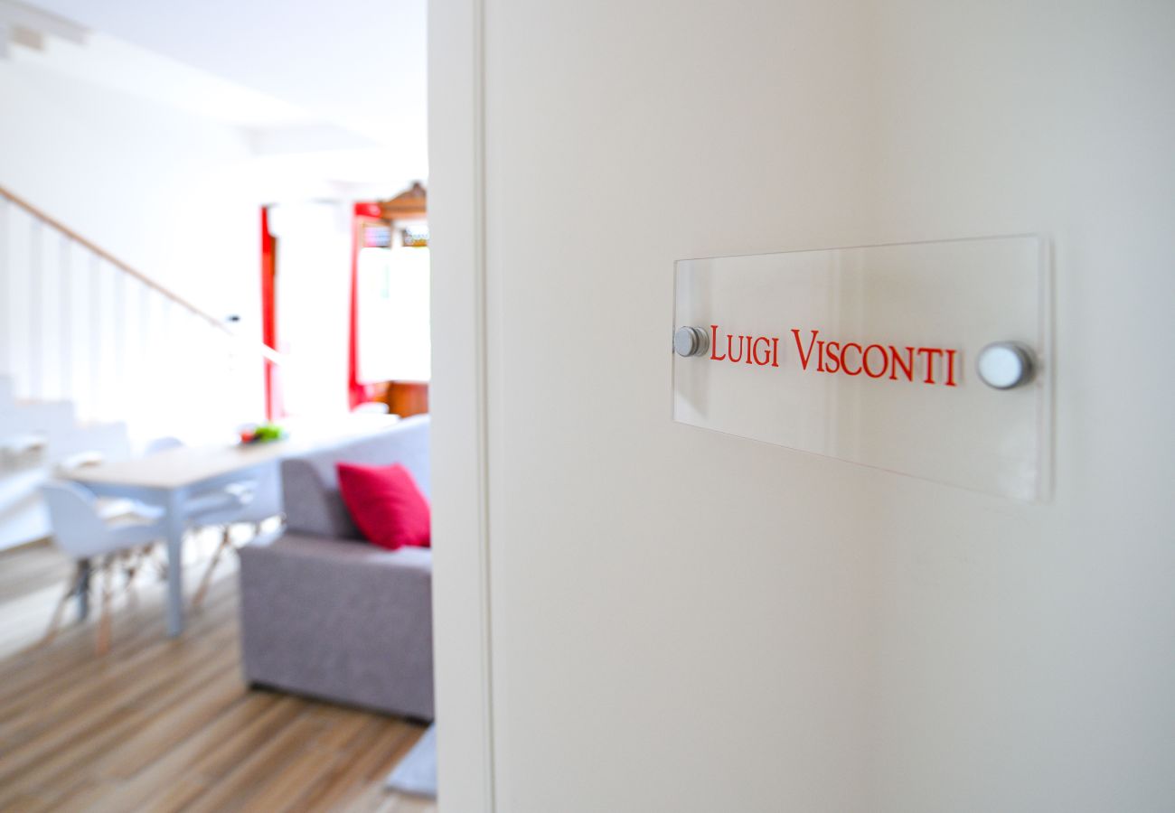 Ferienwohnung in Desenzano del Garda - Desenzanoloft Palazzo Visconti - Luigi Visconti