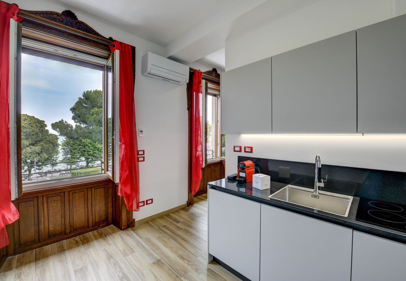 Ferienwohnung in Desenzano del Garda - Desenzanoloft Palazzo Visconti - Luigi Visconti