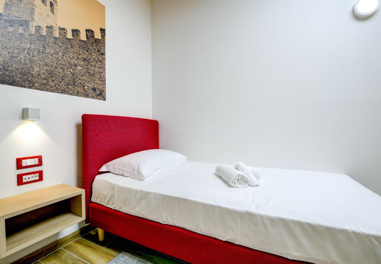 Ferienwohnung in Desenzano del Garda - Desenzanoloft Palazzo Visconti - Luigi Visconti