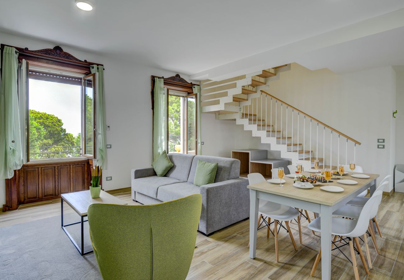 Ferienwohnung in Desenzano del Garda - Desenzanoloft Palazzo Visconti - Gran Lugana