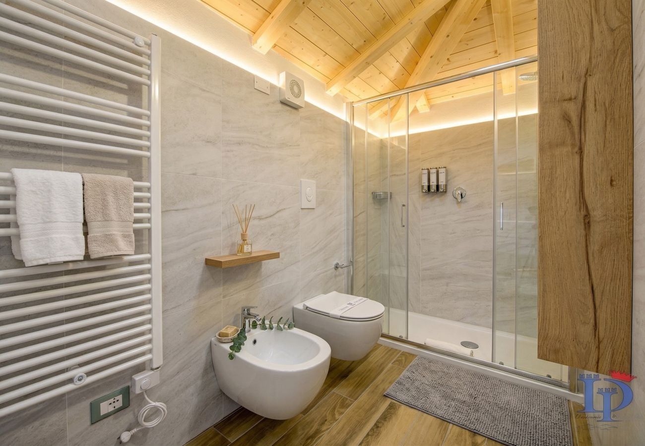 Ferienwohnung in Desenzano del Garda - Desenzanoloft Palazzo Visconti - Gran Lugana