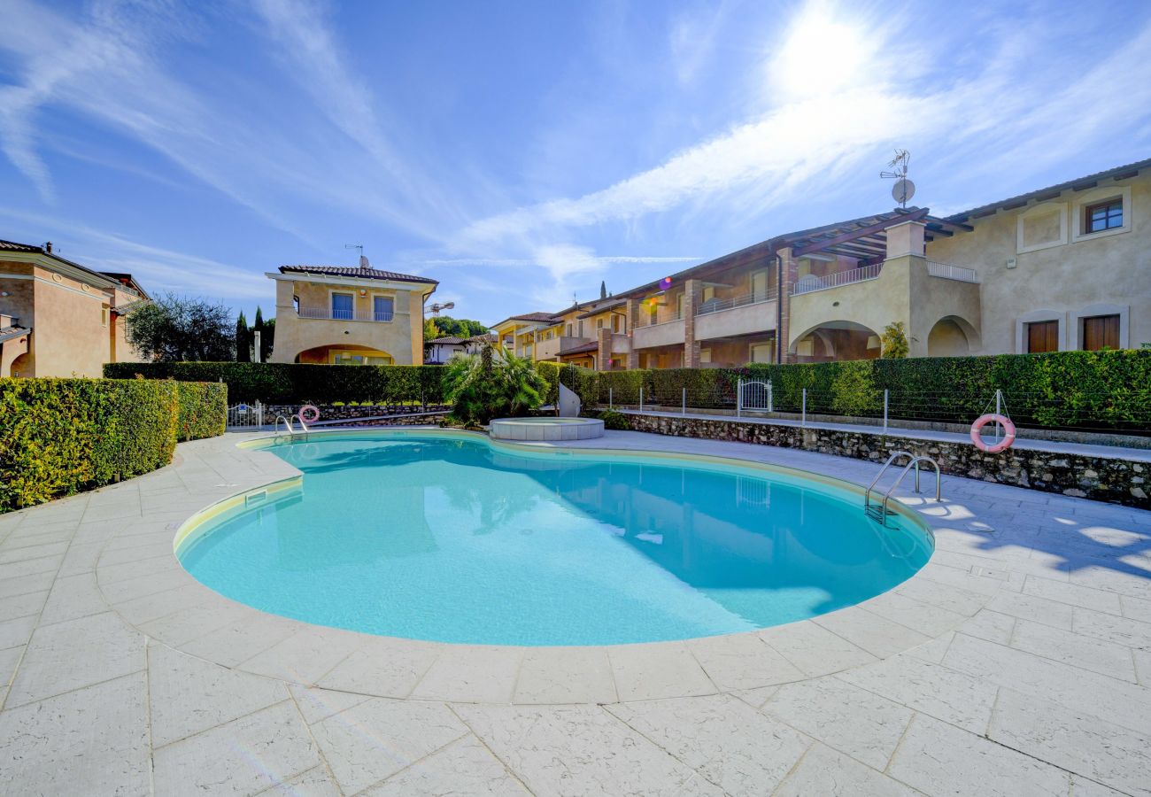 Wohnung in Manerba del Garda - Casa della Romantica mit Pool nah am Strand