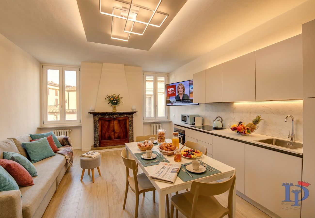 Ferienwohnung in Desenzano del Garda - Desenzanoloft Apa Dom 