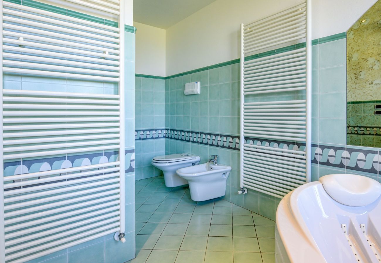 Villa in Manerba del Garda - Luxusvilla Oleander mit privatem Pool