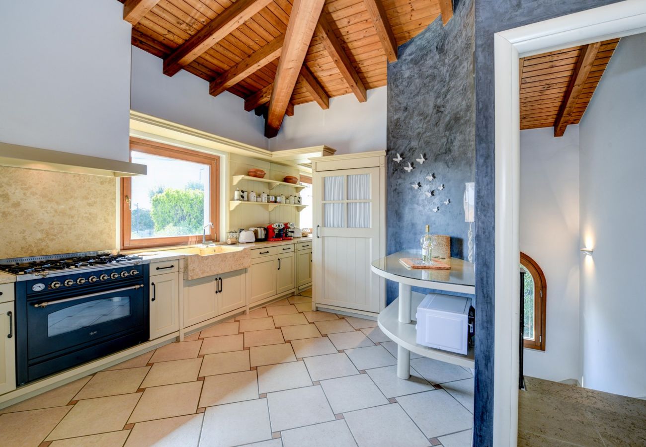 Villa in Manerba del Garda - Luxusvilla Oleander mit privatem Pool