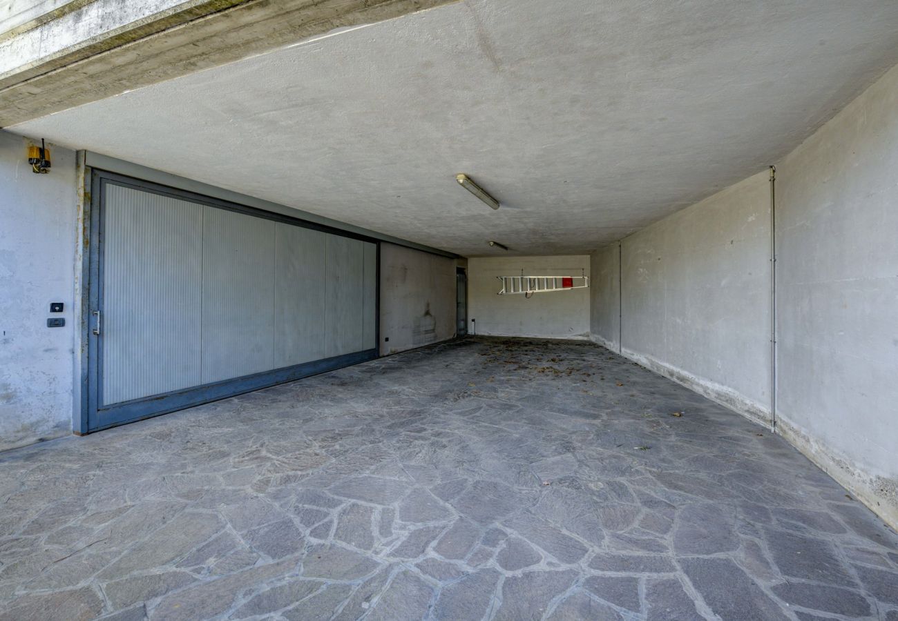 Villa in Manerba del Garda - Luxusvilla Oleander mit privatem Pool