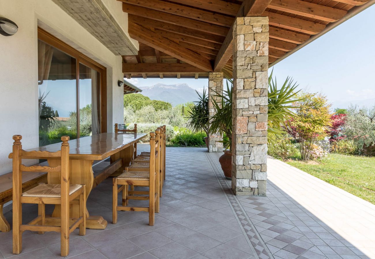 Villa in Manerba del Garda - Luxusvilla Oleander mit privatem Pool