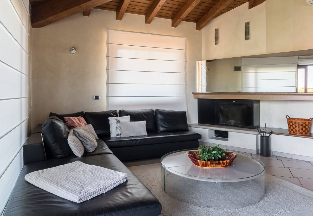 Villa in Manerba del Garda - Luxusvilla Oleander mit privatem Pool