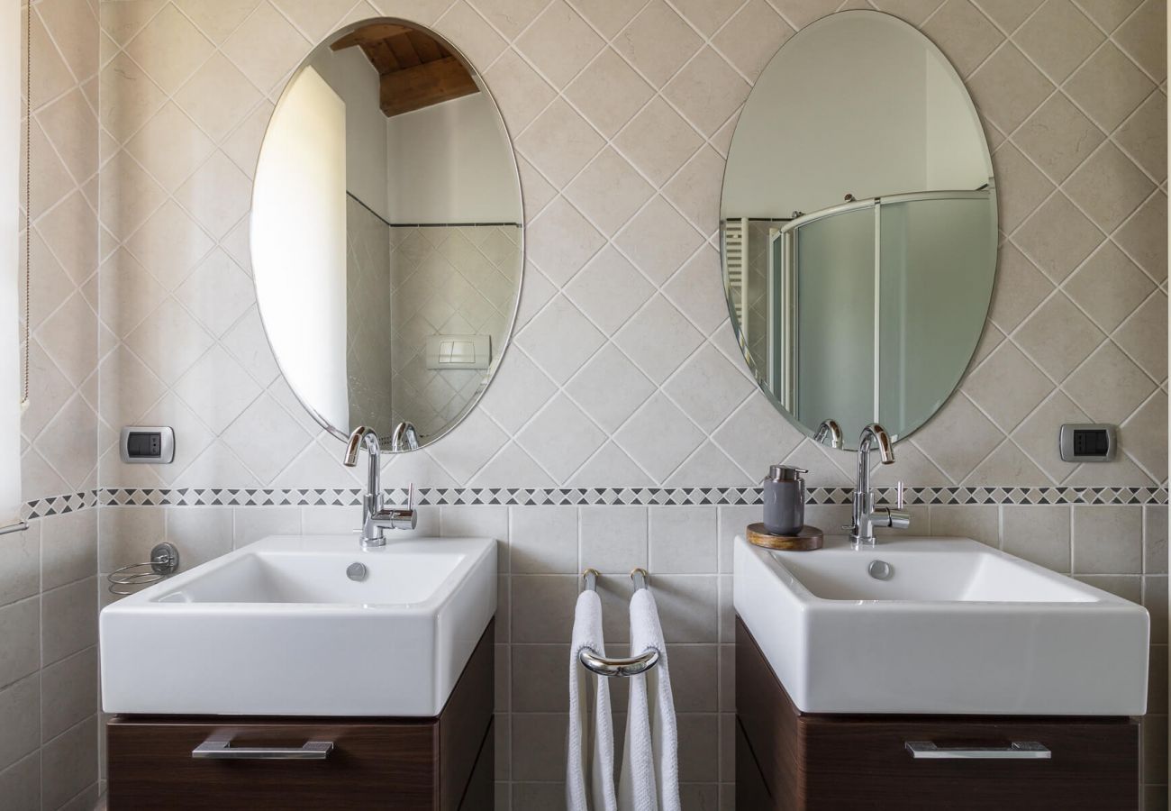 Villa in Manerba del Garda - Luxusvilla Oleander mit privatem Pool