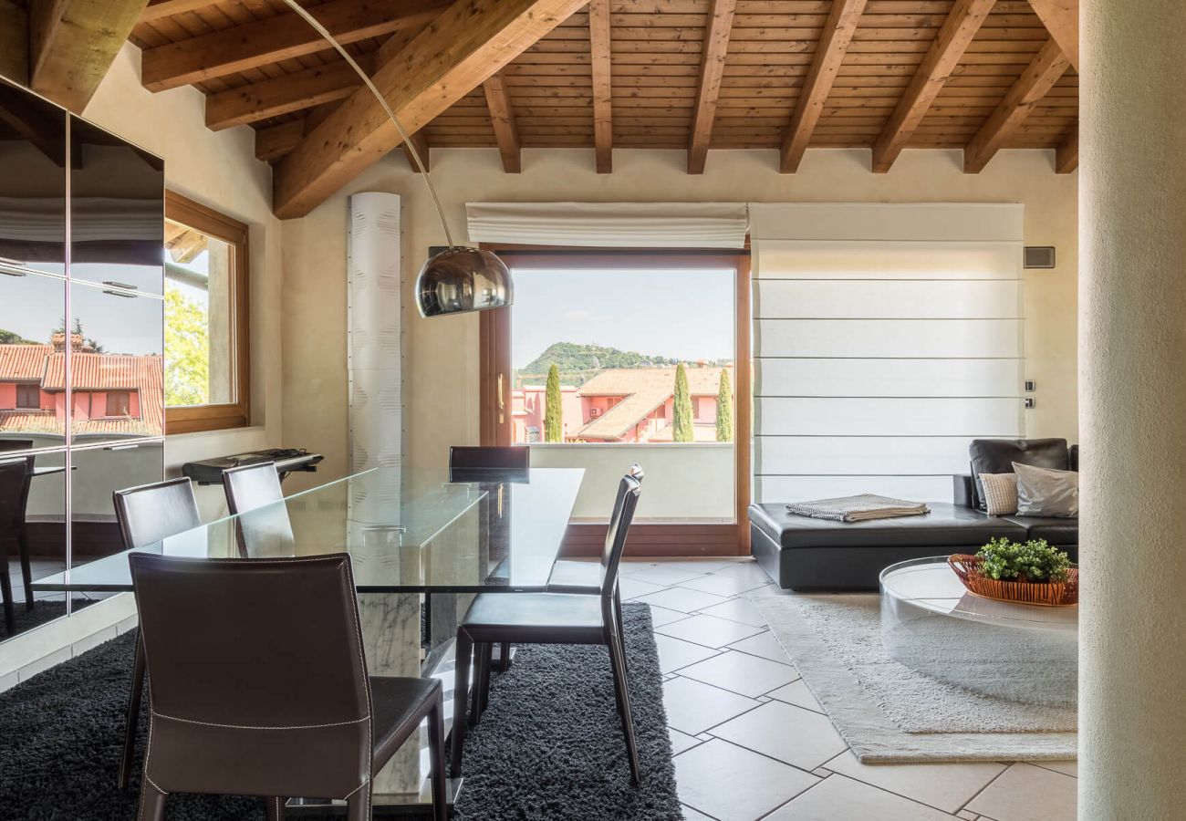 Villa in Manerba del Garda - Luxusvilla Oleander mit privatem Pool