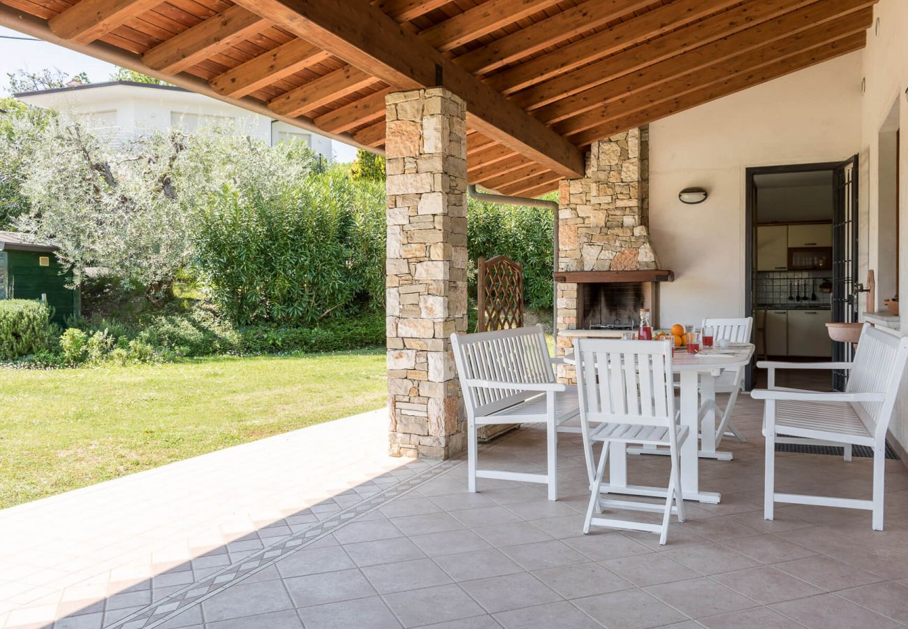 Villa in Manerba del Garda - Luxusvilla Oleander mit privatem Pool