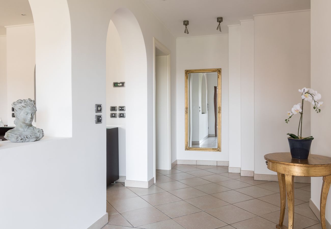 Villa in Manerba del Garda - Luxusvilla Oleander mit privatem Pool