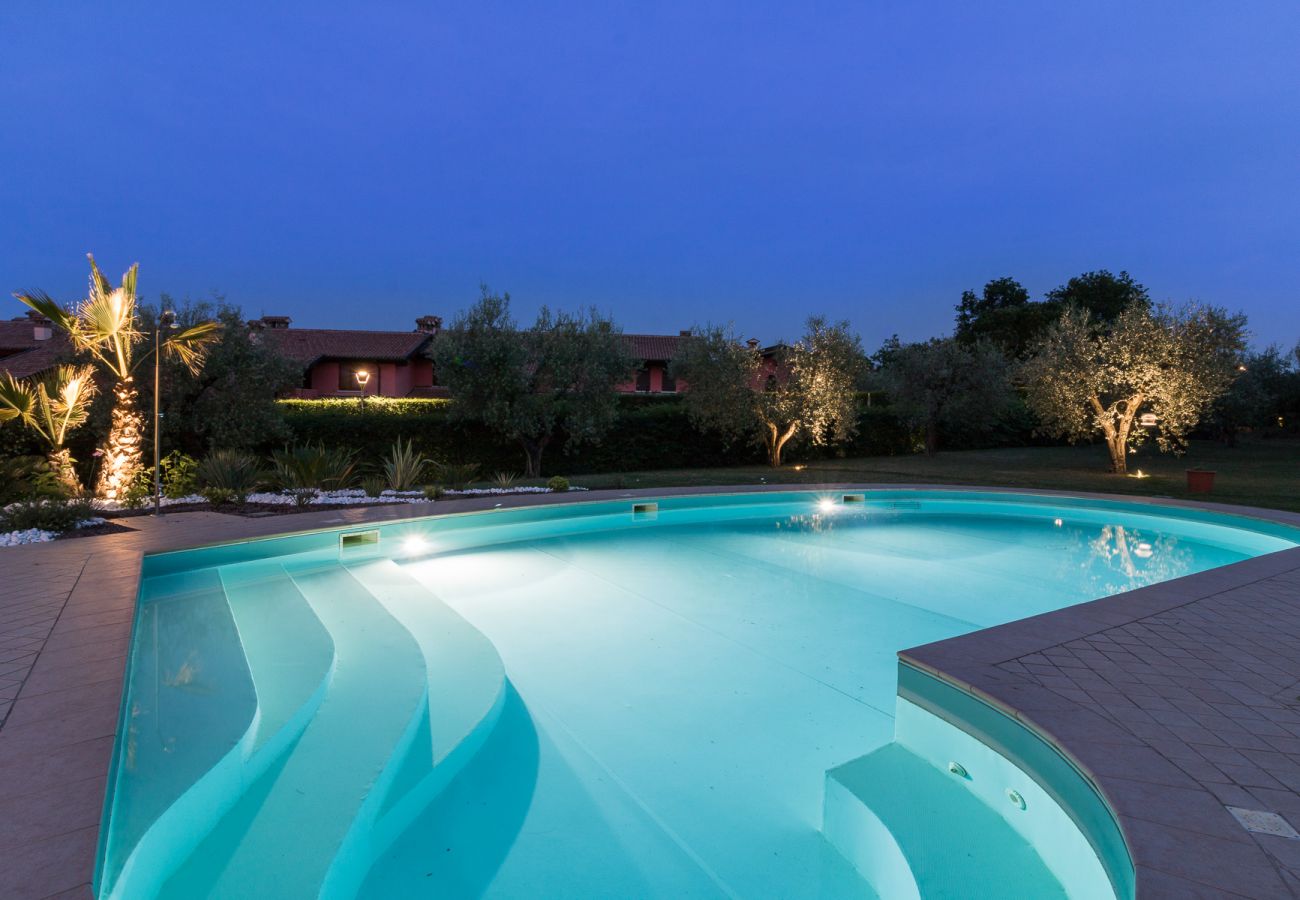 Villa in Manerba del Garda - Luxusvilla Oleander mit privatem Pool