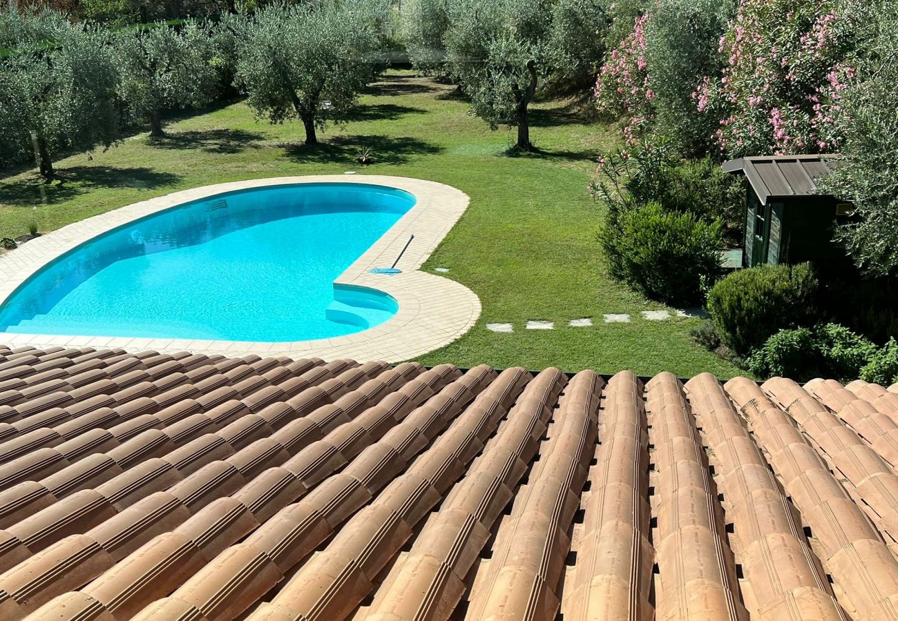 Villa in Manerba del Garda - Luxusvilla Oleander mit privatem Pool