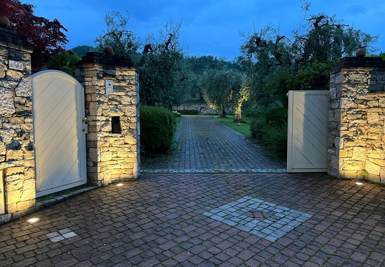 Villa in Manerba del Garda - Luxusvilla Oleander mit privatem Pool