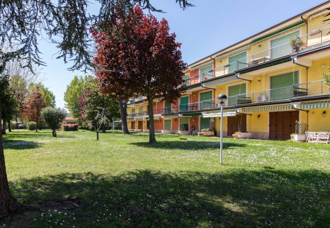 Ferienwohnung in Manerba del Garda - Il Professore: Wohnung direkt am Strand  Ferienwohnung in Manerba del Garda - Il Professore: Wohnung direkt am Strand