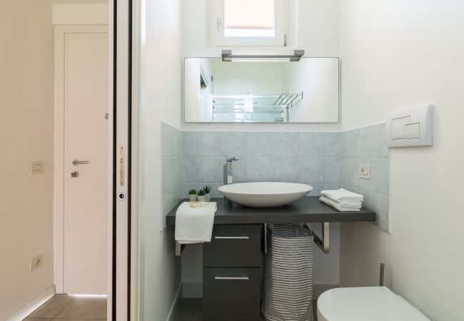 Ferienwohnung in Manerba del Garda - Il Professore: Wohnung direkt am Strand  Ferienwohnung in Manerba del Garda - Il Professore: Wohnung direkt am Strand