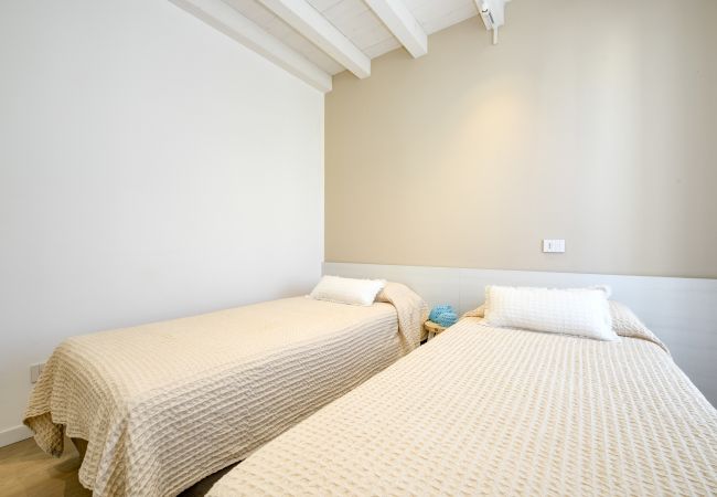 Ferienwohnung in Manerba del Garda - Kava2: luxuriöse Wohnung nah am See