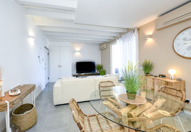 Ferienwohnung in Manerba del Garda - Kava2: luxuriöse Wohnung nah am See
