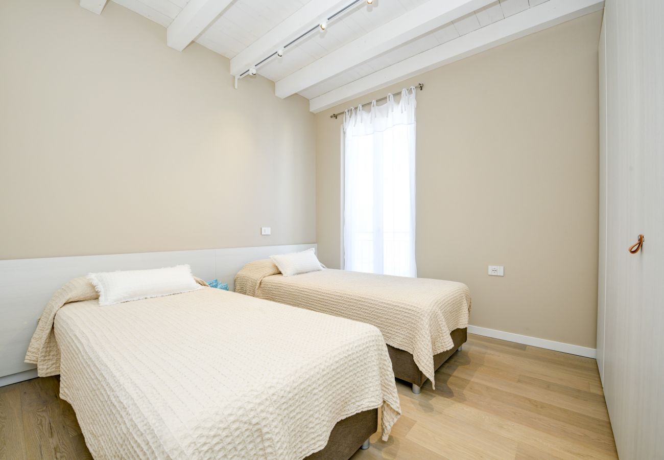 Ferienwohnung in Manerba del Garda - Kava2: luxuriöse Wohnung nah am See