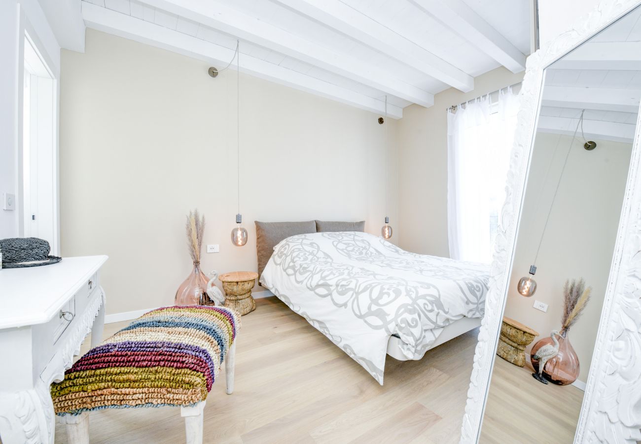 Ferienwohnung in Manerba del Garda - Kava2: luxuriöse Wohnung nah am See