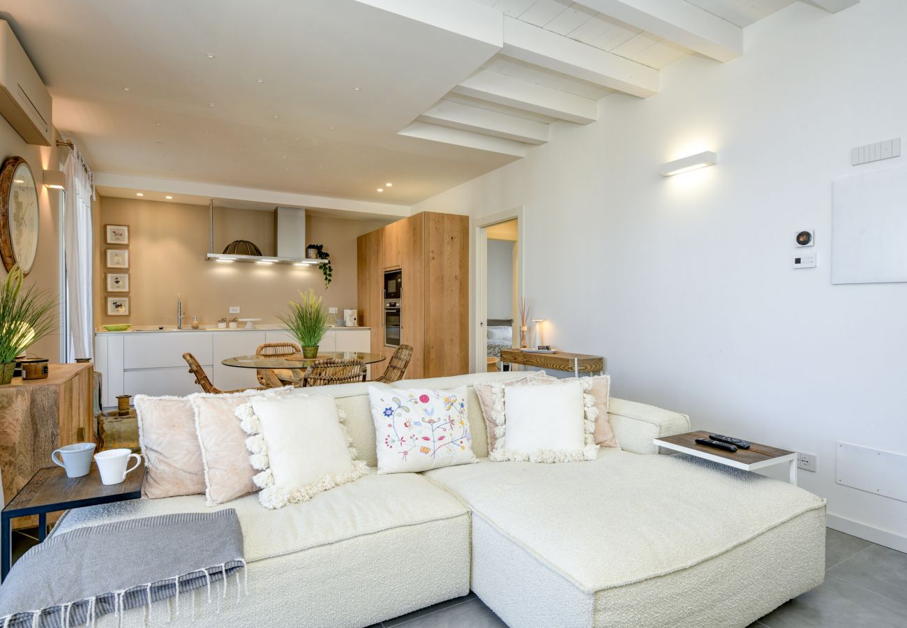 Ferienwohnung in Manerba del Garda - Kava2: luxuriöse Wohnung nah am See