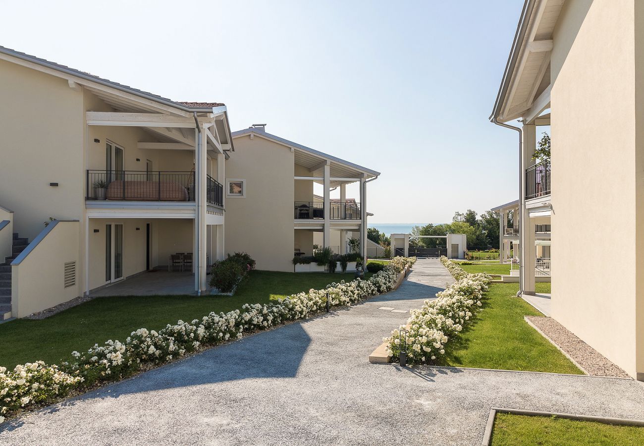 Ferienwohnung in Manerba del Garda - Kava2: luxuriöse Wohnung nah am See